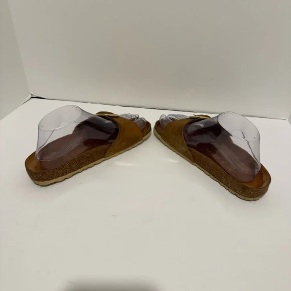 Birkenstock Brown Sandals with Gold Buckle - Picture 8 of 15